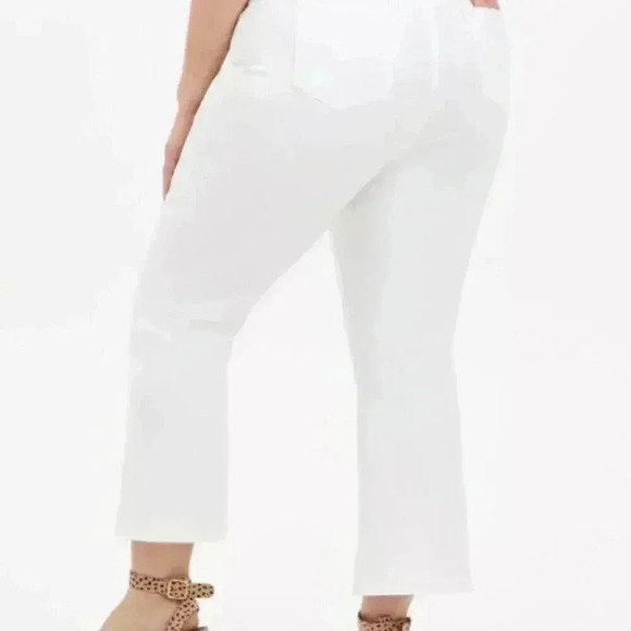 TORRID Crop Mid Rise Flare Jean - Super Soft  White - Size 20 - Picture 3 of 11